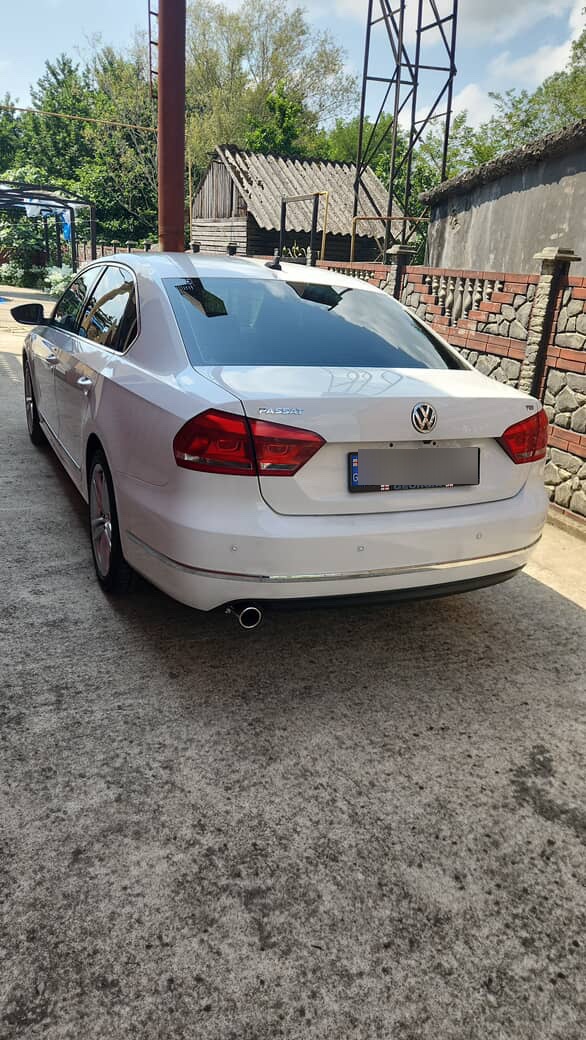 Volkswagen Passat 2014 — photo 2