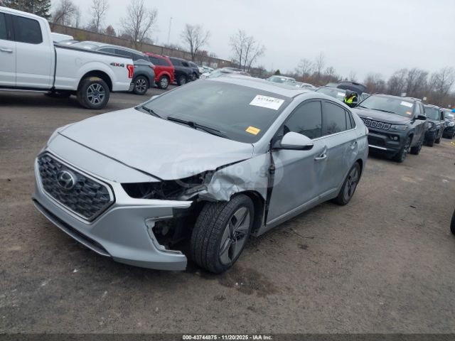 Hyundai Ioniq 2020 — photo 2