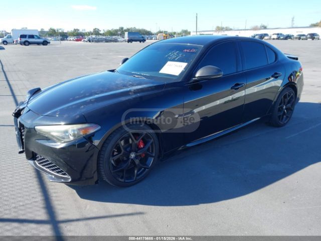 Alfa Romeo Giulia 2019 — photo 2