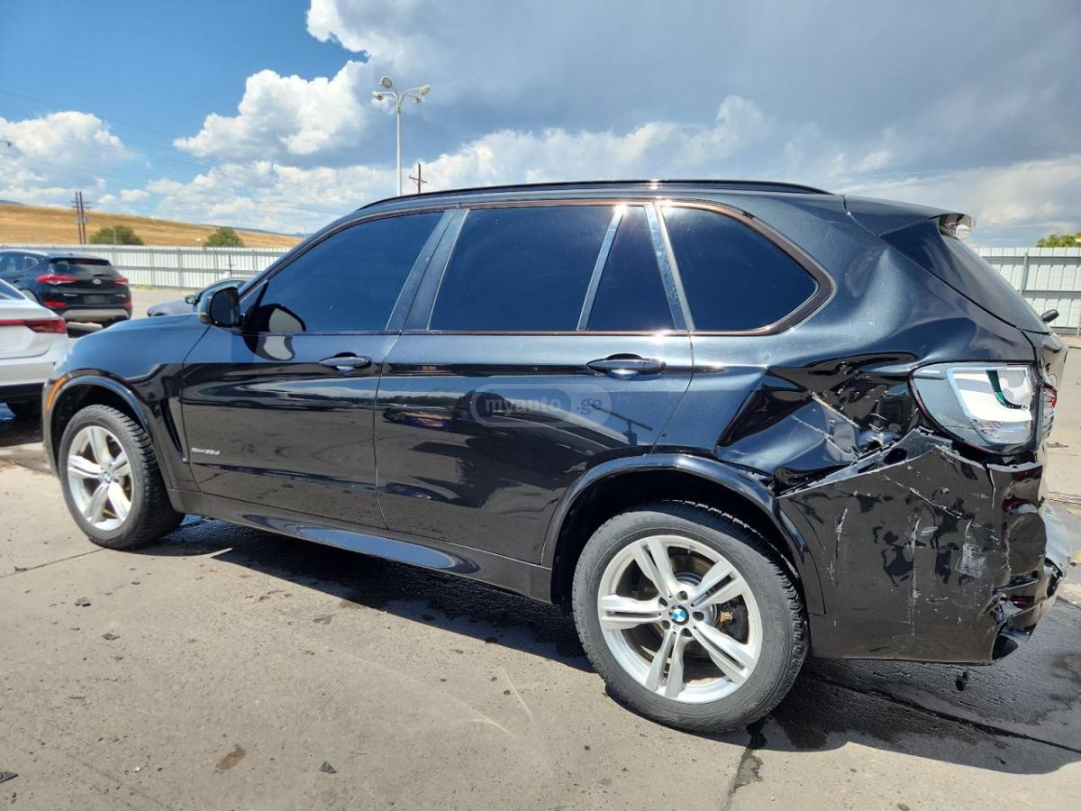 BMW X5 2016 — photo 2