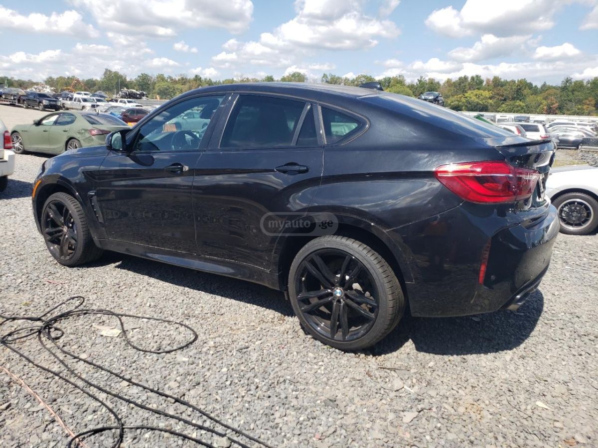 BMW X6 2018 — photo 2