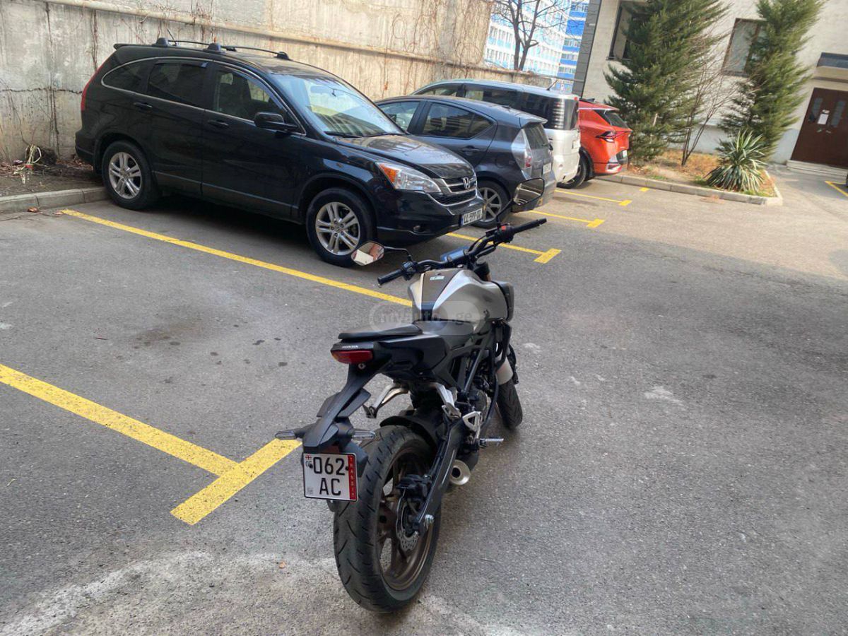 Honda CBR 125 R 2023 — photo 2