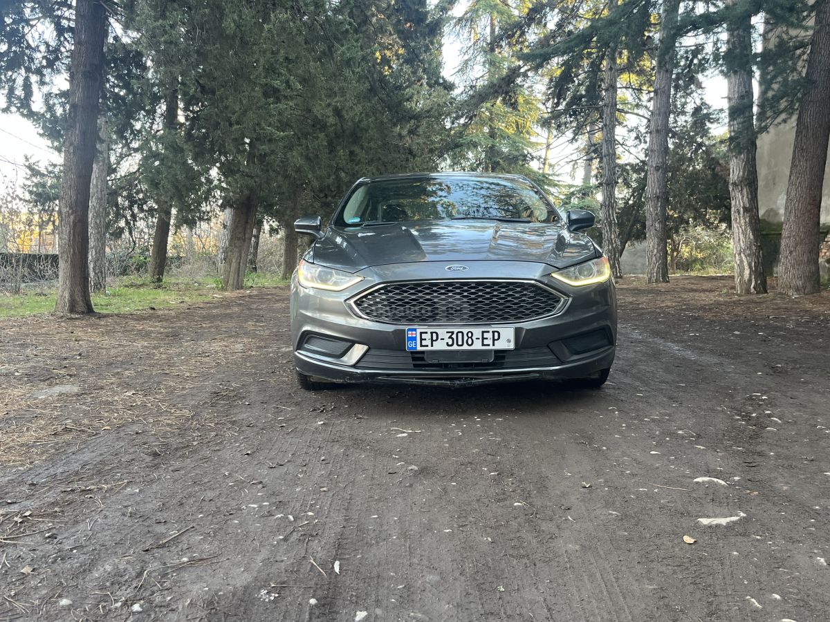 Ford Fusion 2017 — photo 2