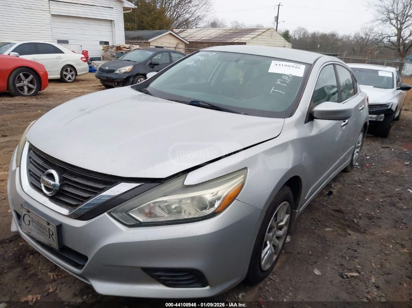 Nissan Altima 2016 — photo 2