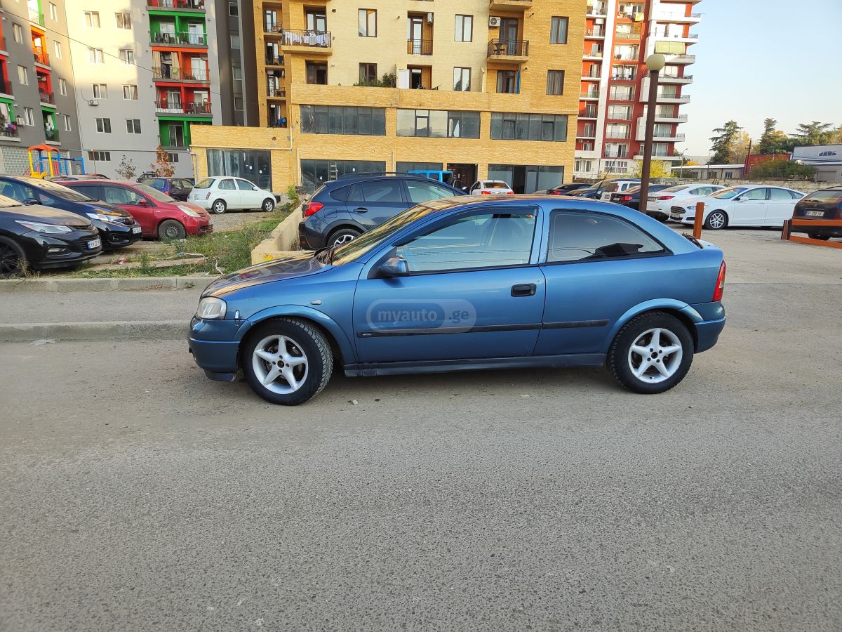 Opel Astra 1999 — photo 2