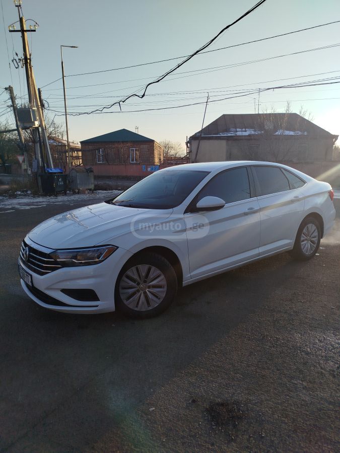 Volkswagen Jetta 2020 — photo 2