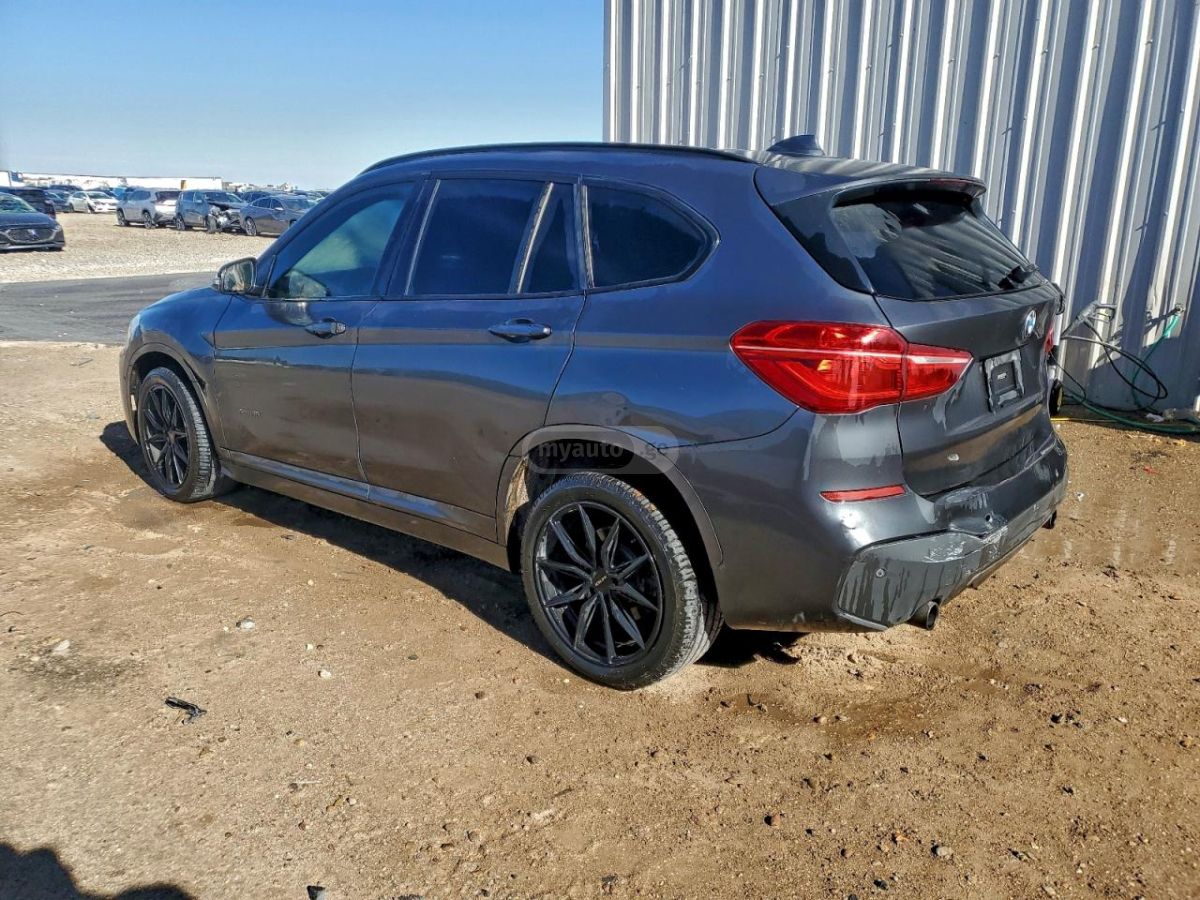 BMW X1 2016 — photo 2