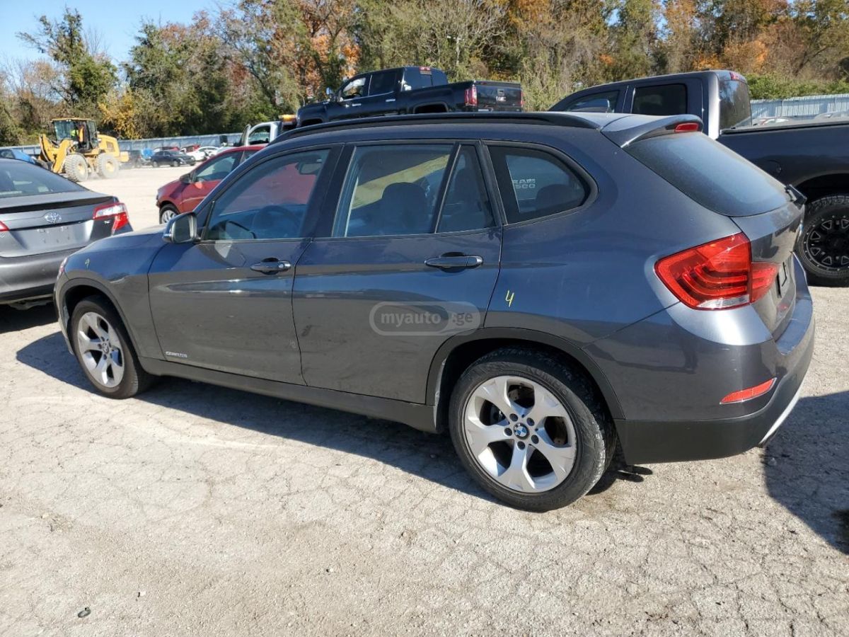 BMW X1 2015 — photo 2