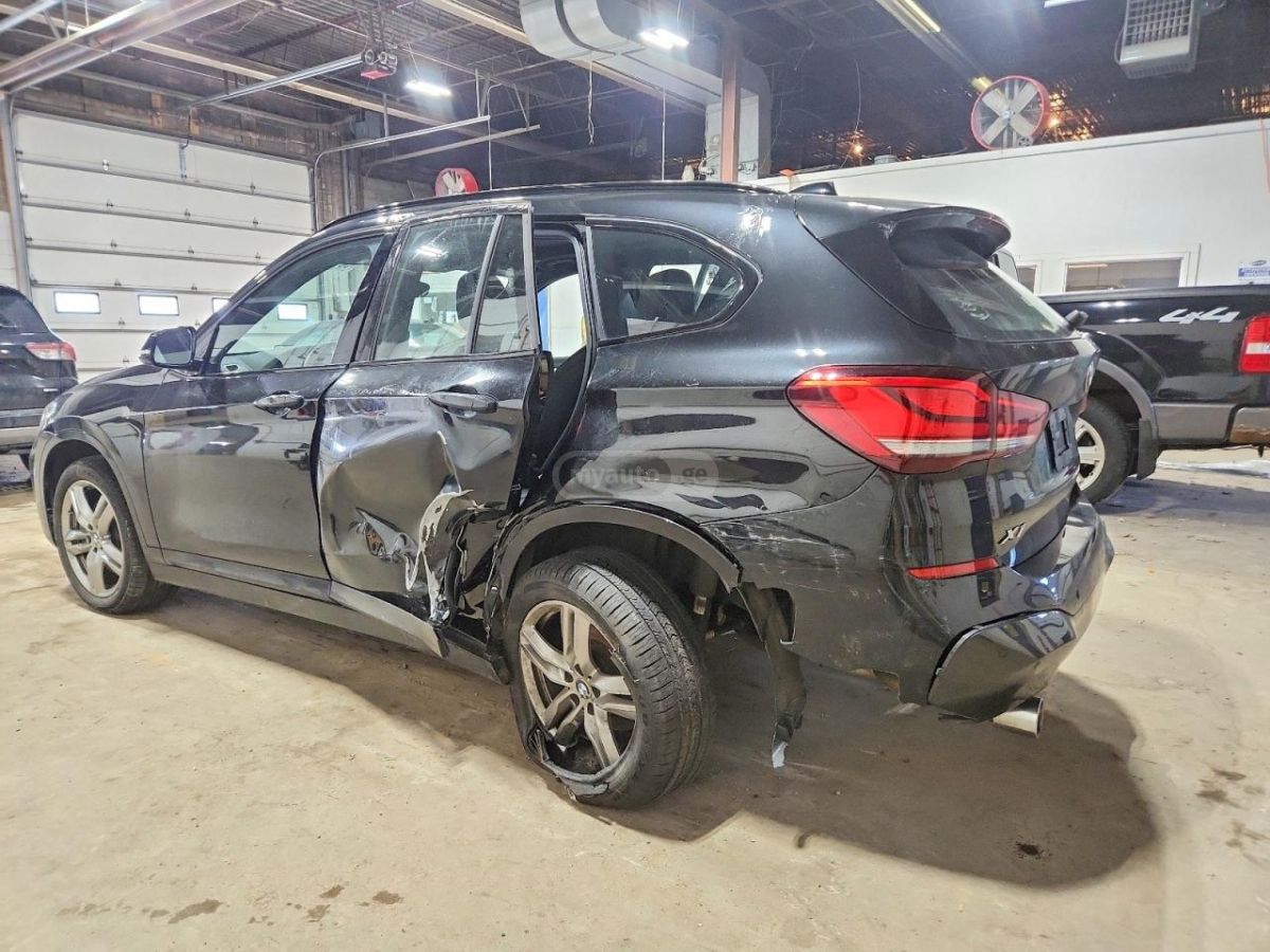 BMW X1 2021 — photo 2