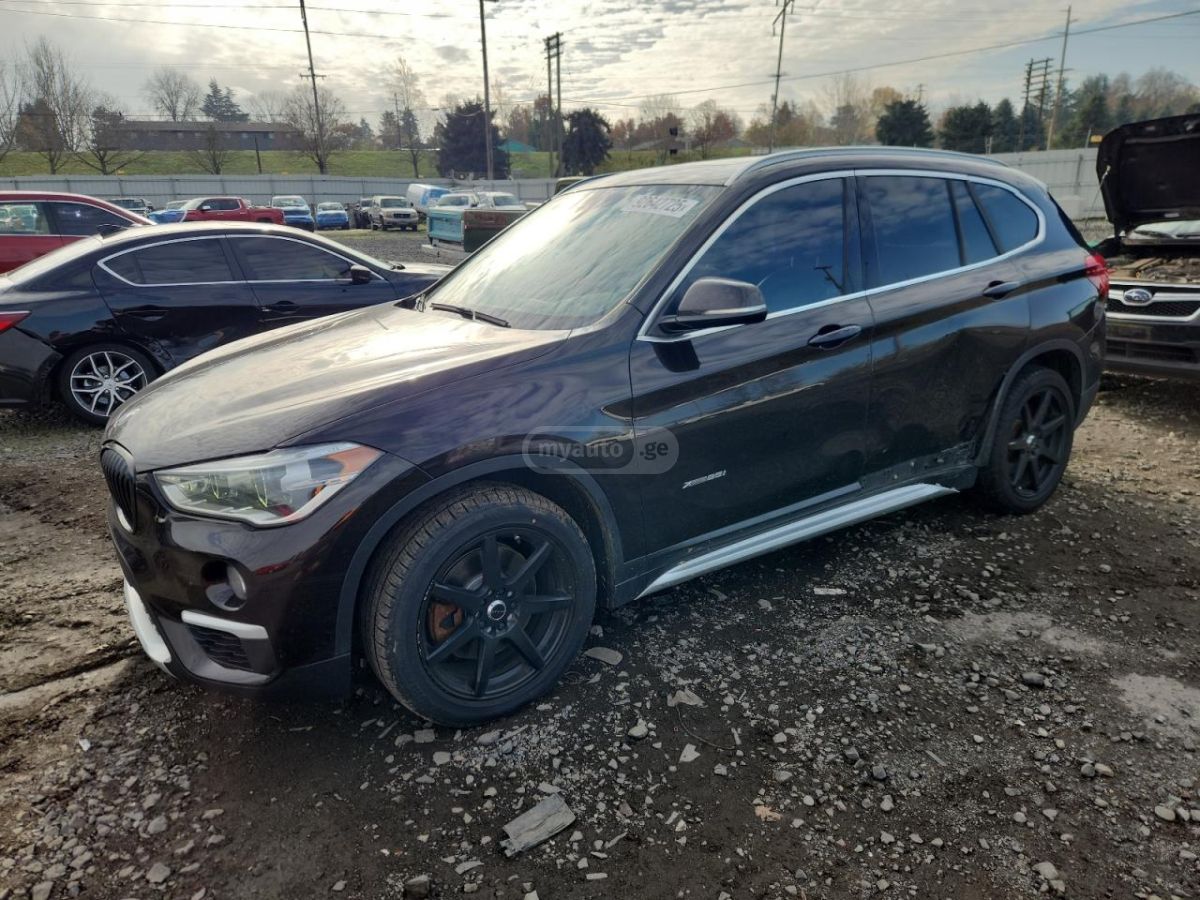 BMW X1