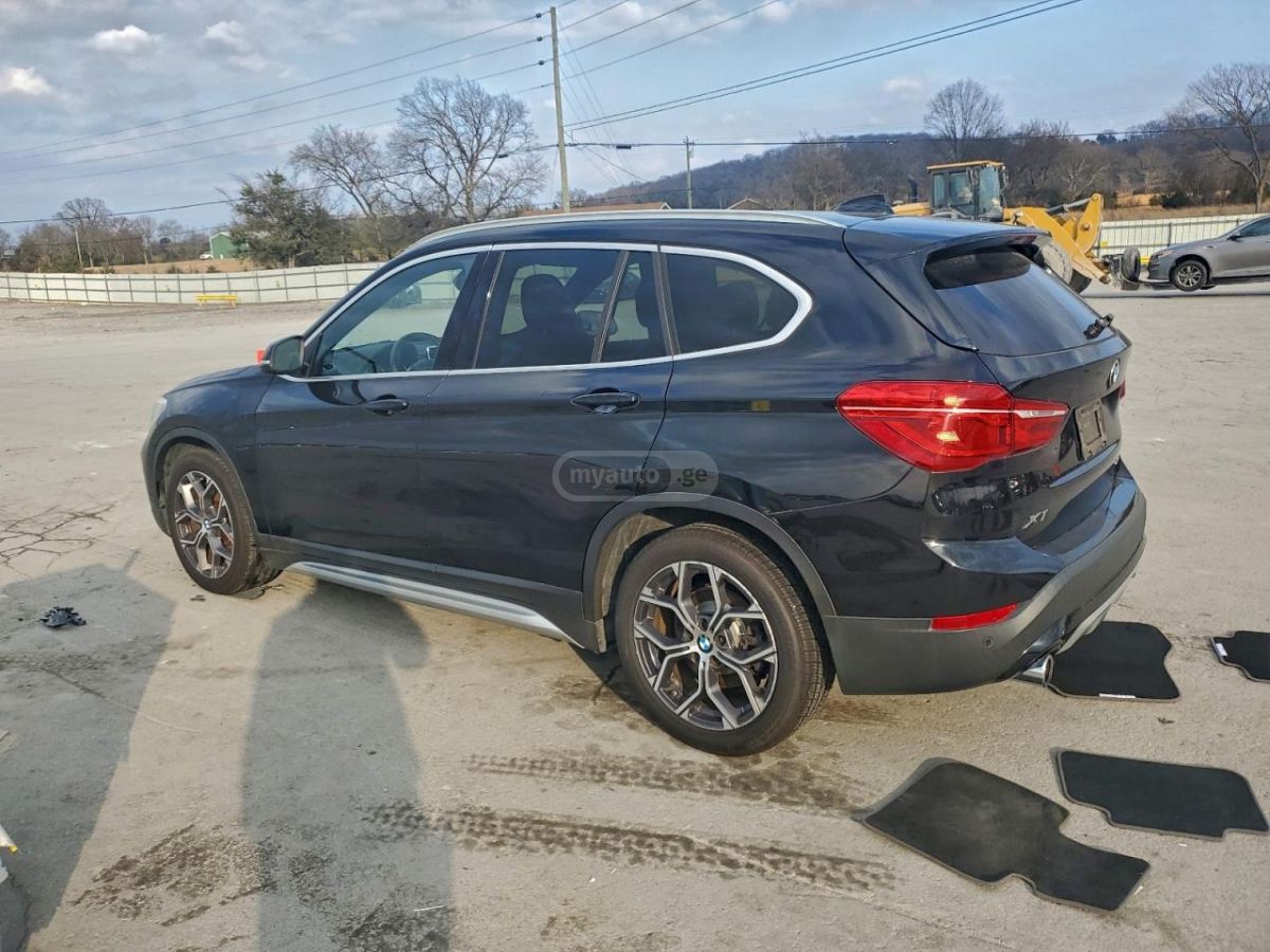 BMW X1 2020 — photo 2