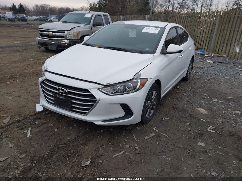 Hyundai Elantra 2018 — photo 2