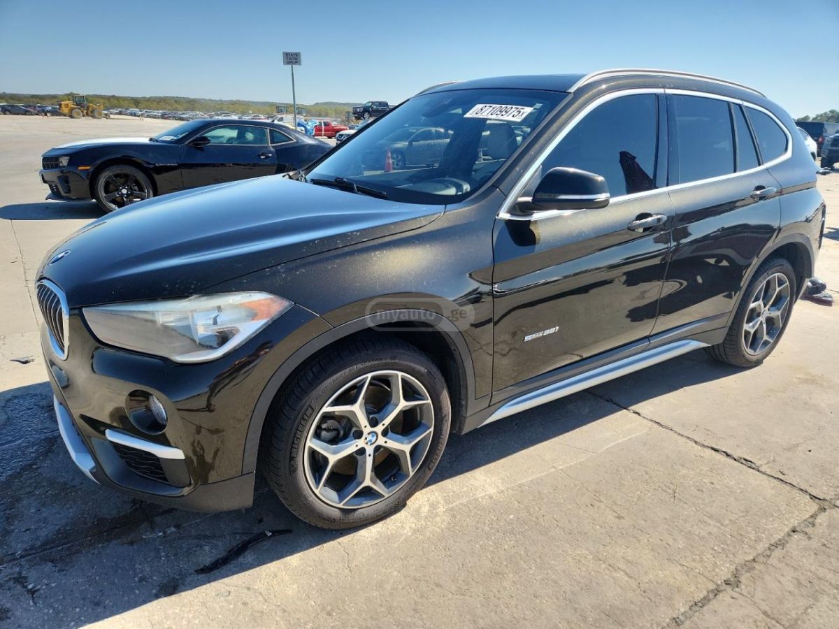 BMW X1