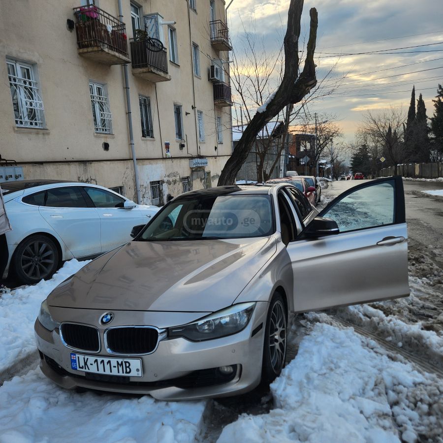 BMW 328 2014 — photo 2