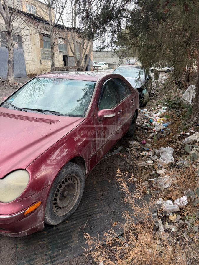 Mercedes-Benz C 240 2002 — photo 2