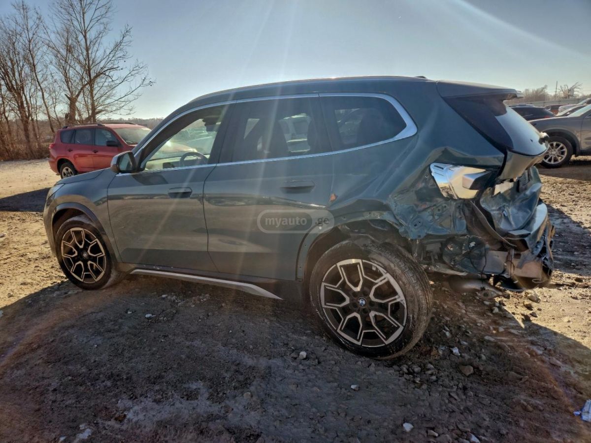 BMW X1 2023 — photo 2