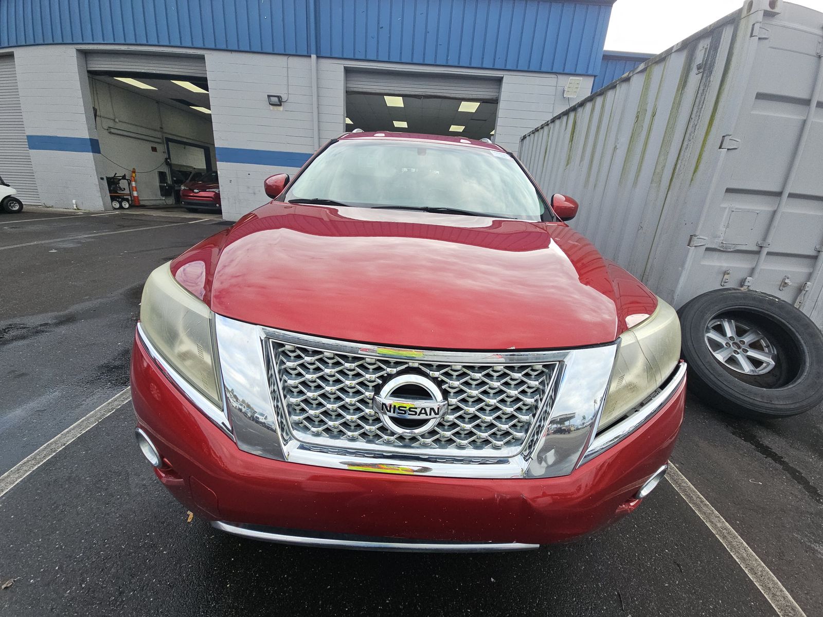Nissan Pathfinder 2015 — photo 2