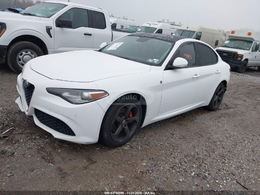 Alfa Romeo Giulia 2017 — photo 2