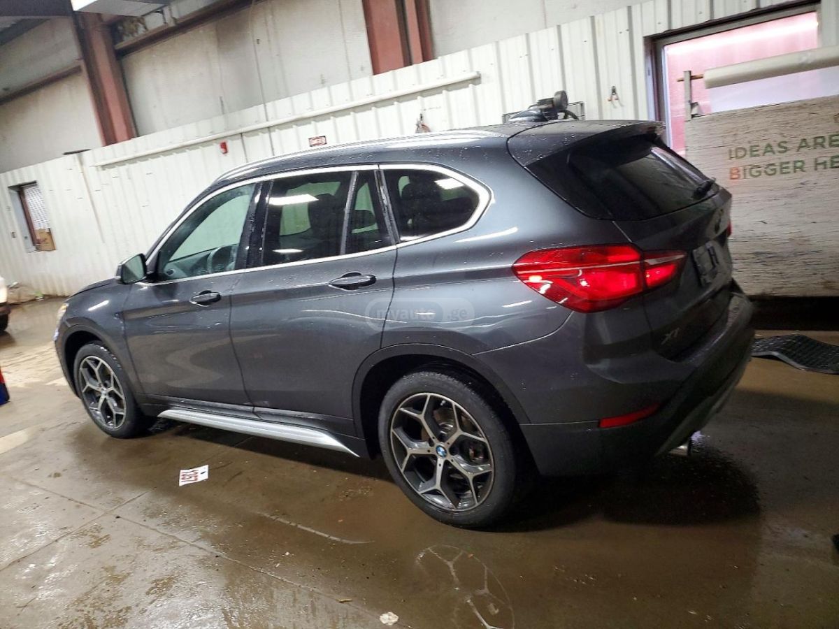 BMW X1 2018 — photo 2