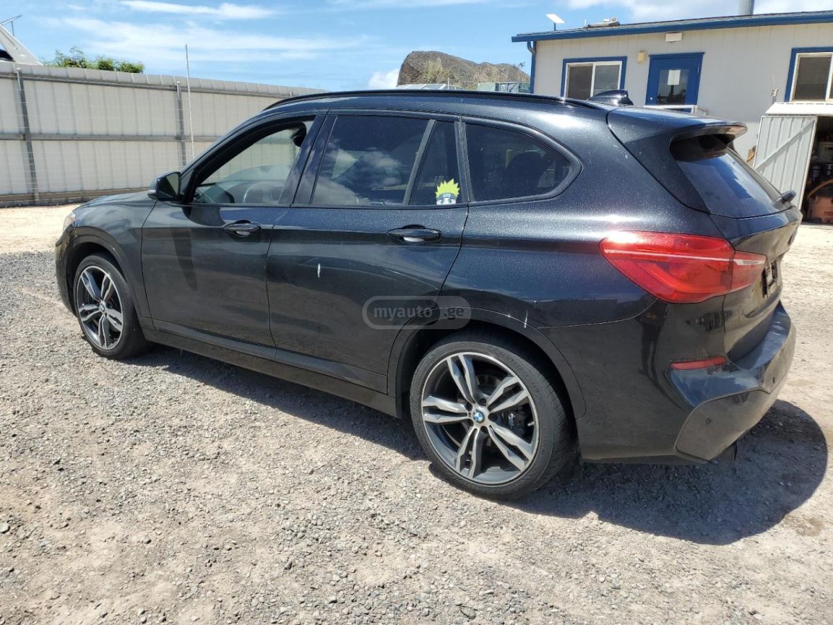 BMW X1 2016 — photo 2
