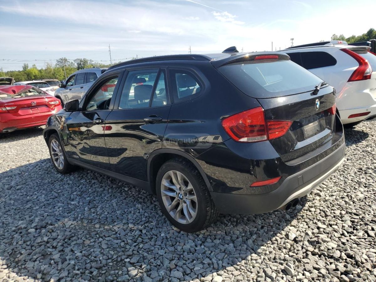 BMW X1 2015 — photo 2