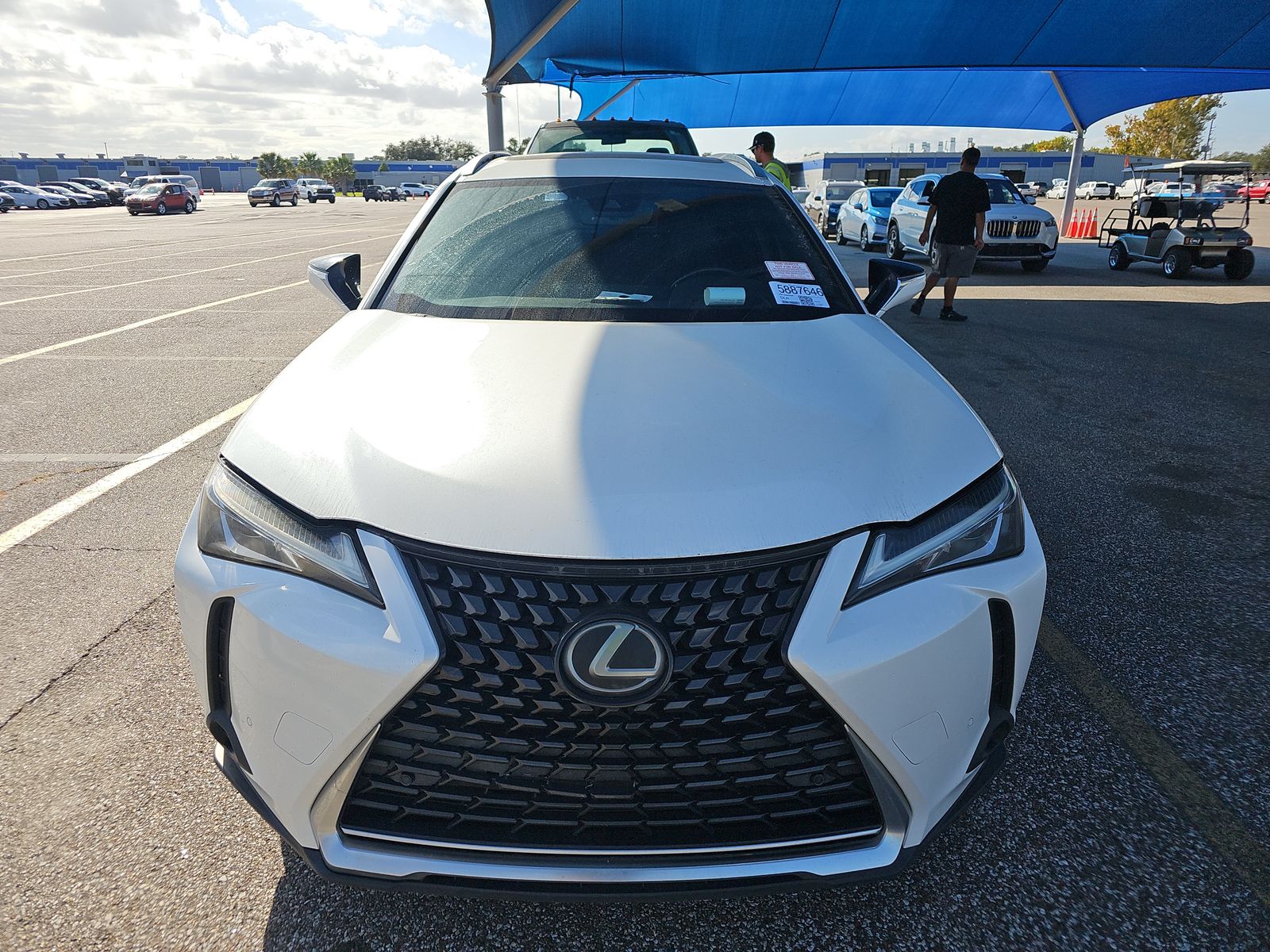 Lexus UX 200 2019 — photo 2