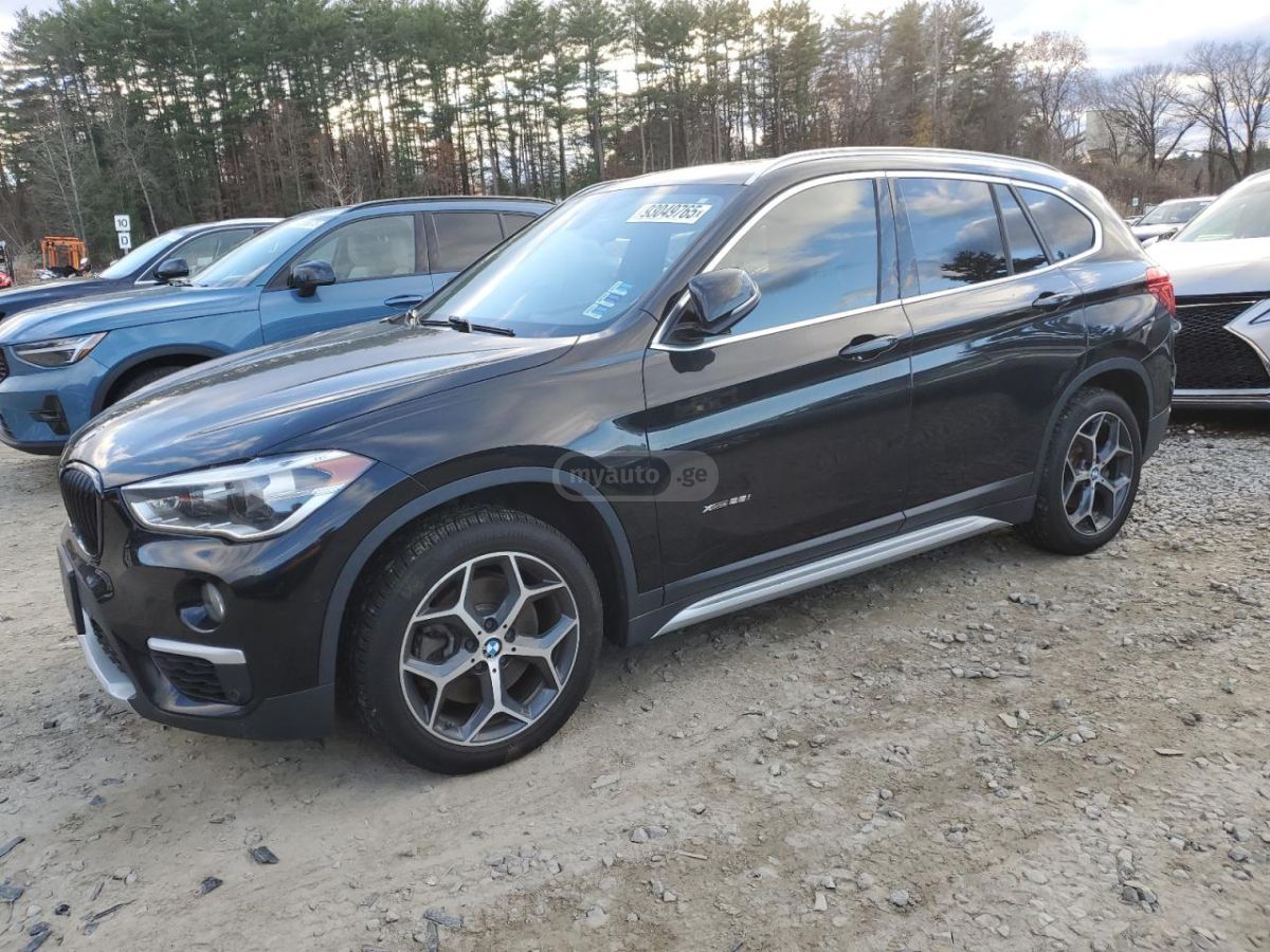 BMW X1