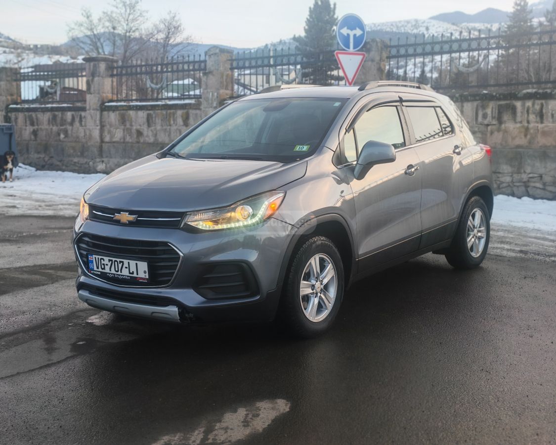 Chevrolet Trax 2019 — photo 2