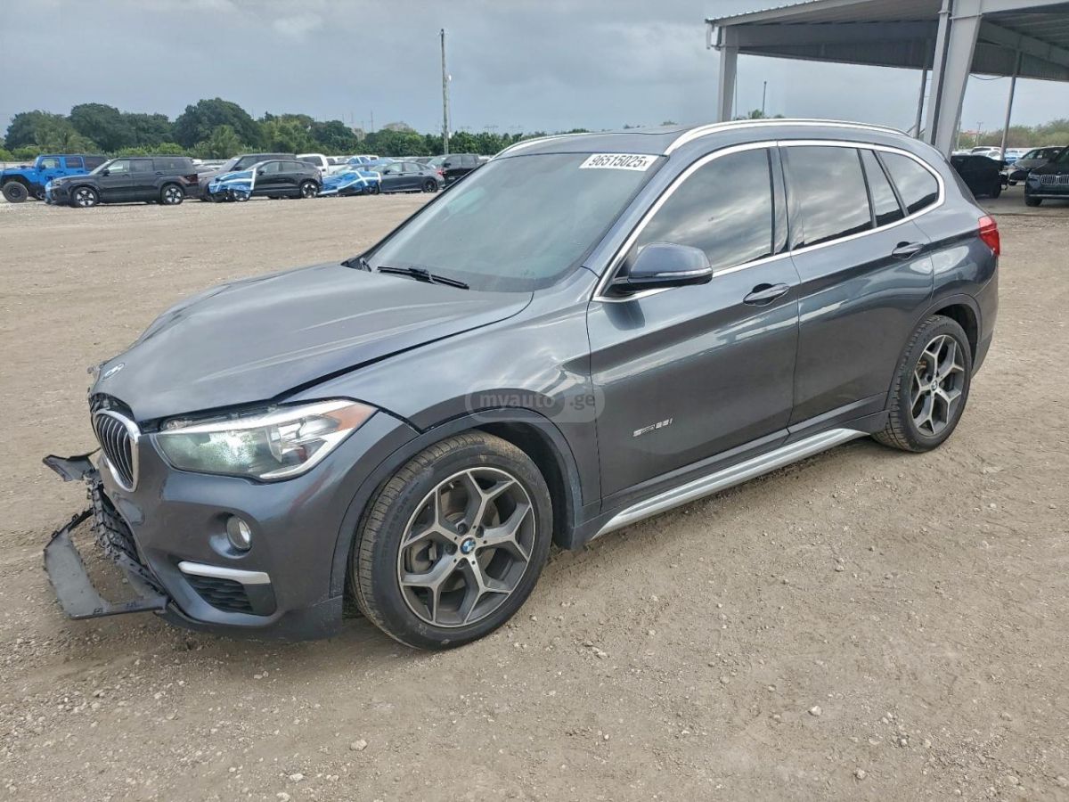BMW X1