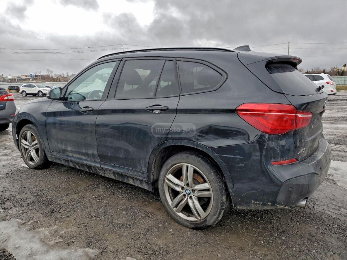 BMW X1 2018 — photo 2