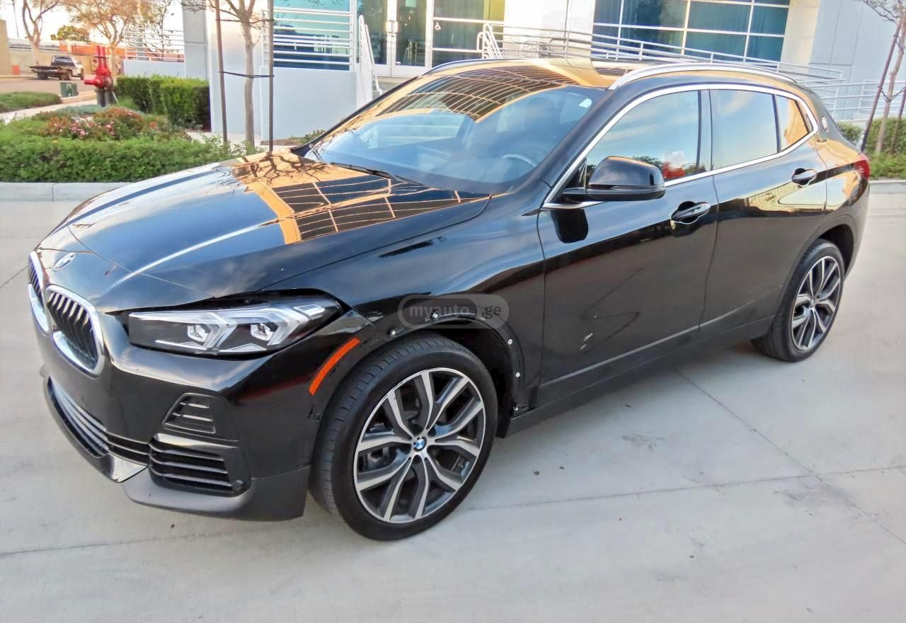BMW X2 2022 — photo 2
