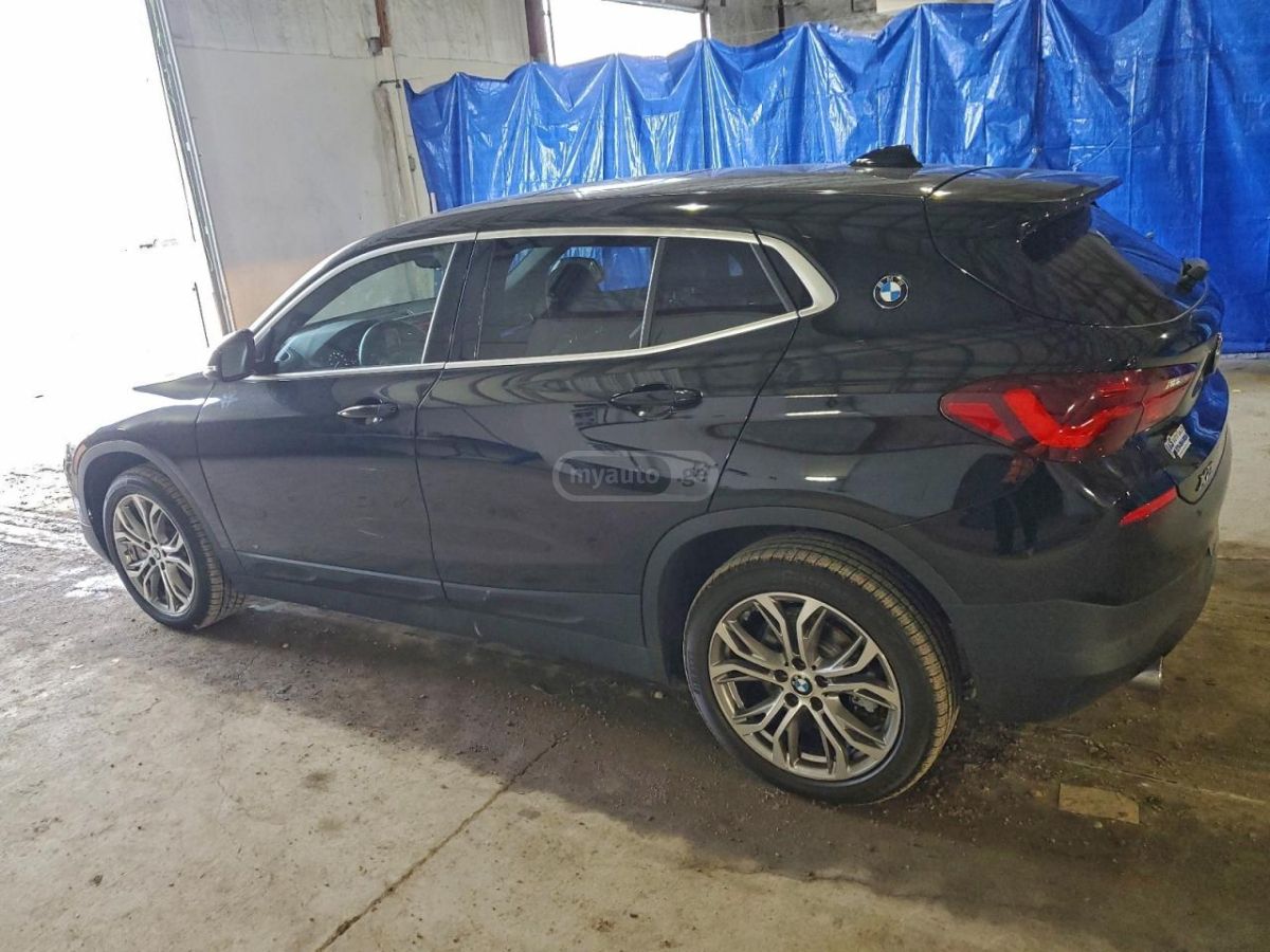 BMW X2 2022 — photo 2