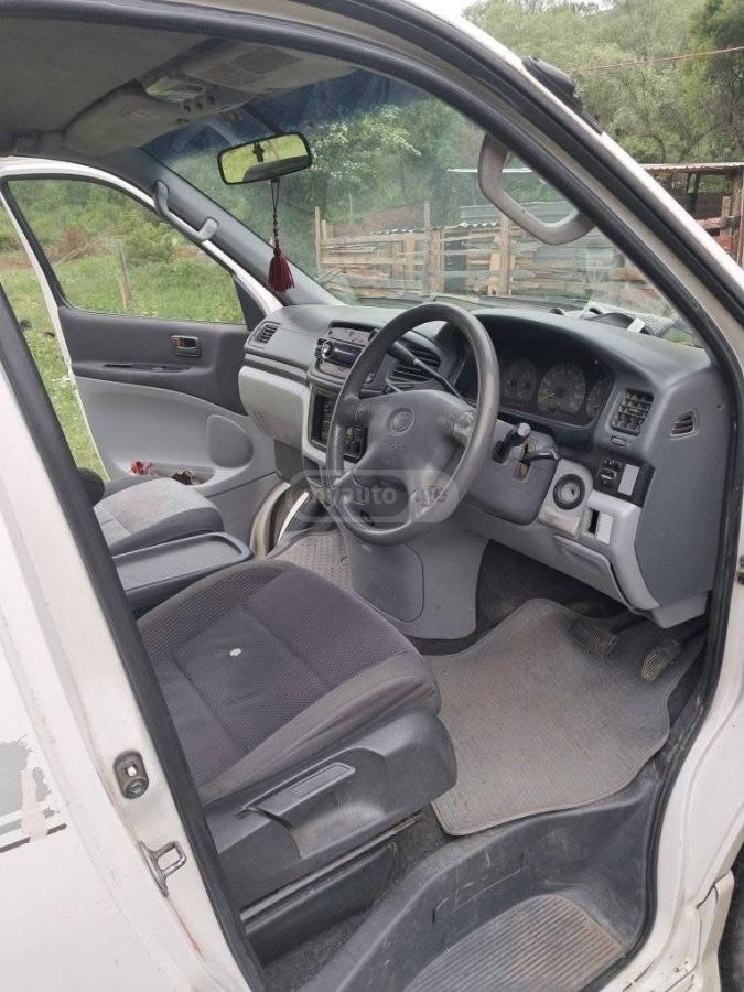 Toyota Town Ace 2000 — photo 2