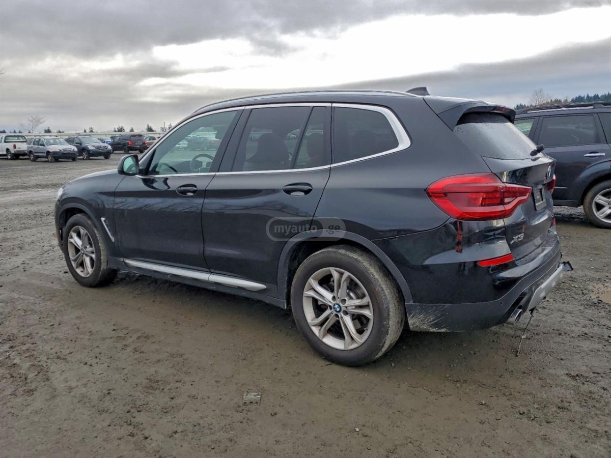 BMW X3 2021 — photo 2