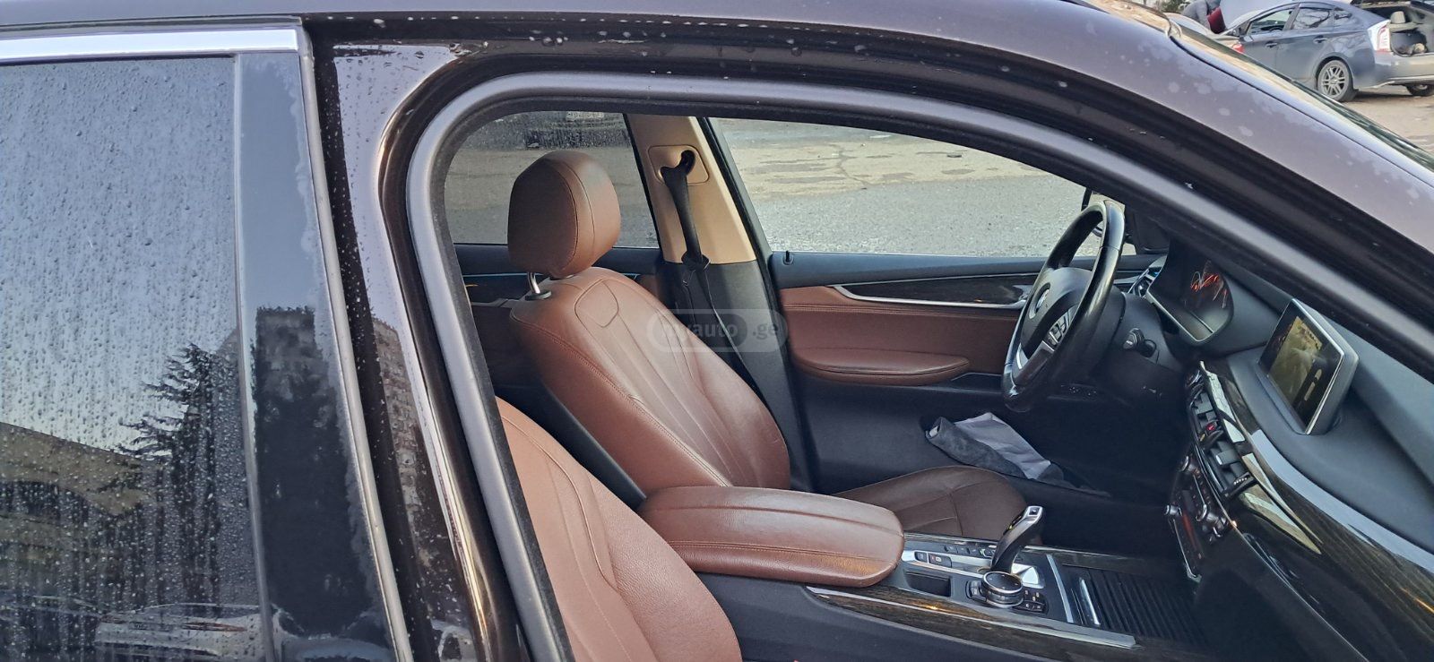 BMW X5 2016 — photo 2