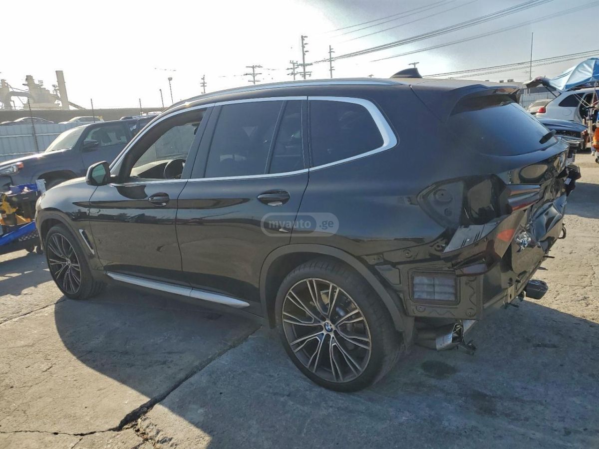 BMW X3 2022 — photo 2
