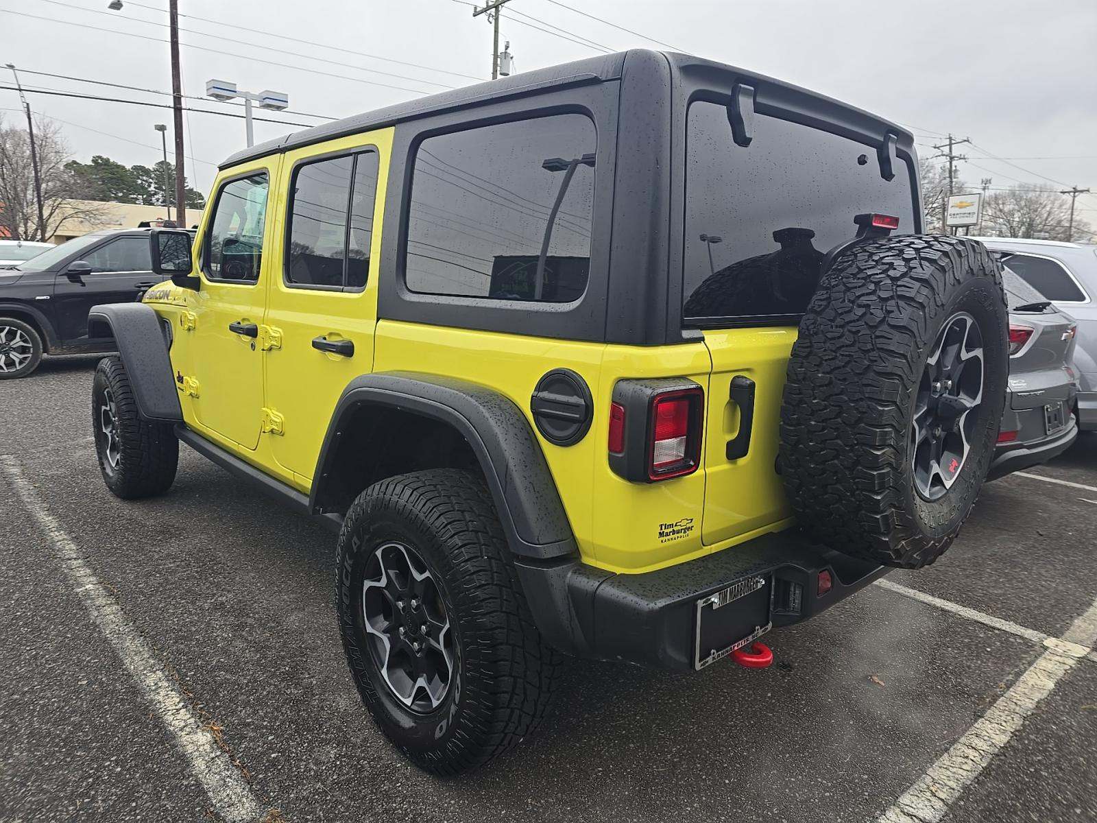 Jeep Wrangler 2023 — photo 2