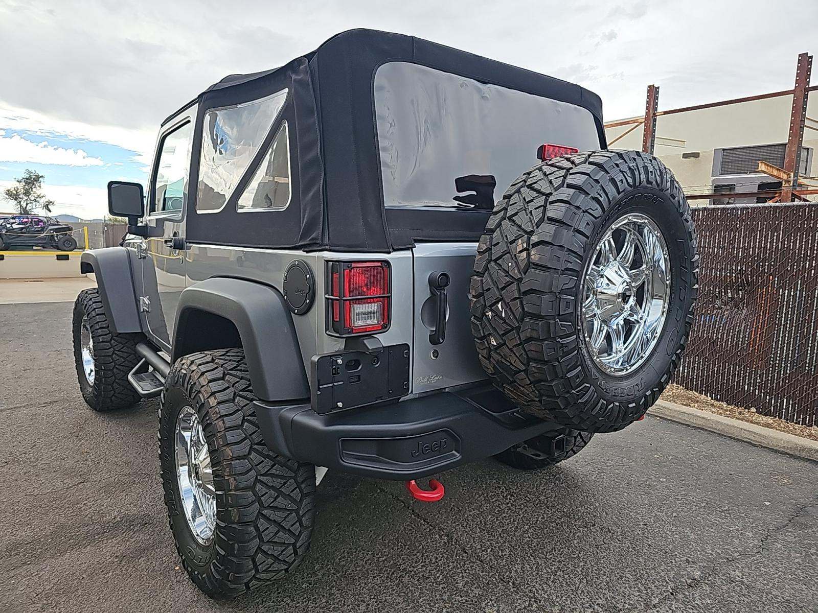Jeep Wrangler 2015 — photo 2