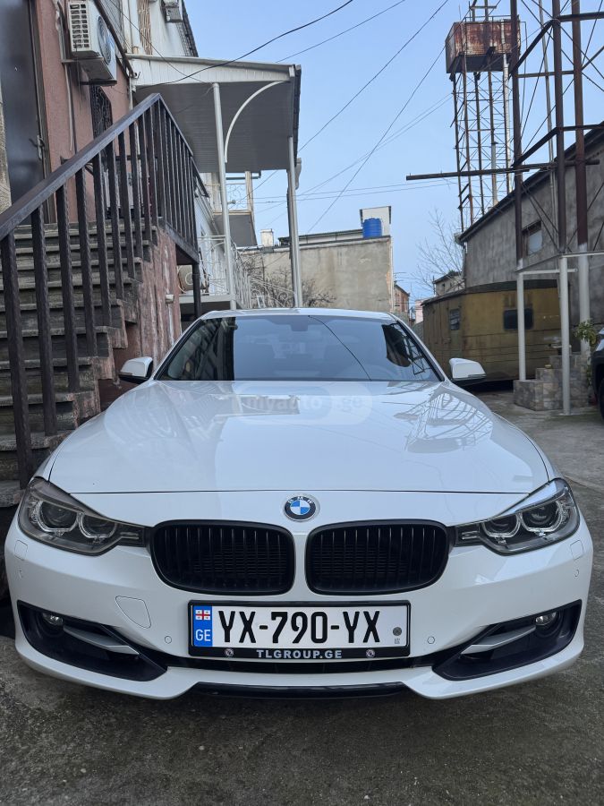 BMW 320