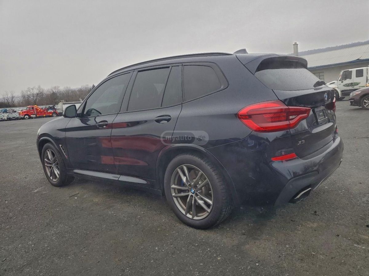 BMW X3 2019 — photo 2