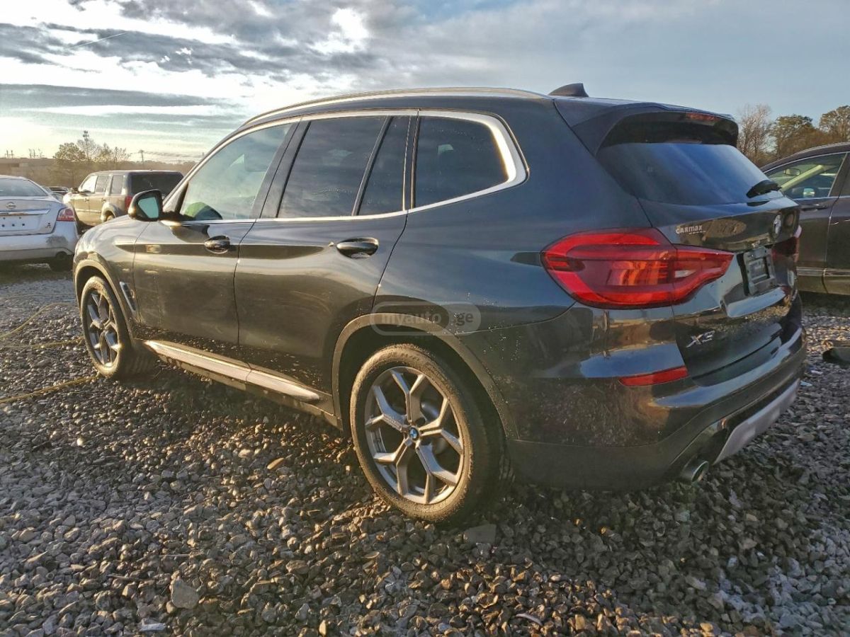 BMW X3 2019 — photo 2