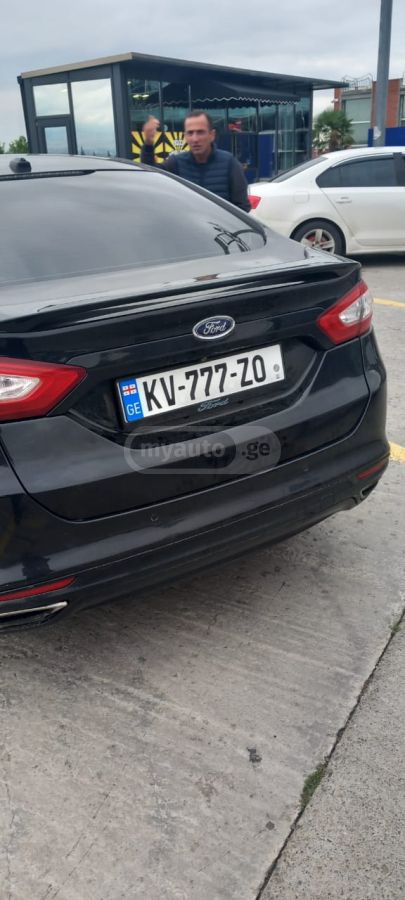 Ford Fusion 2013 — photo 2