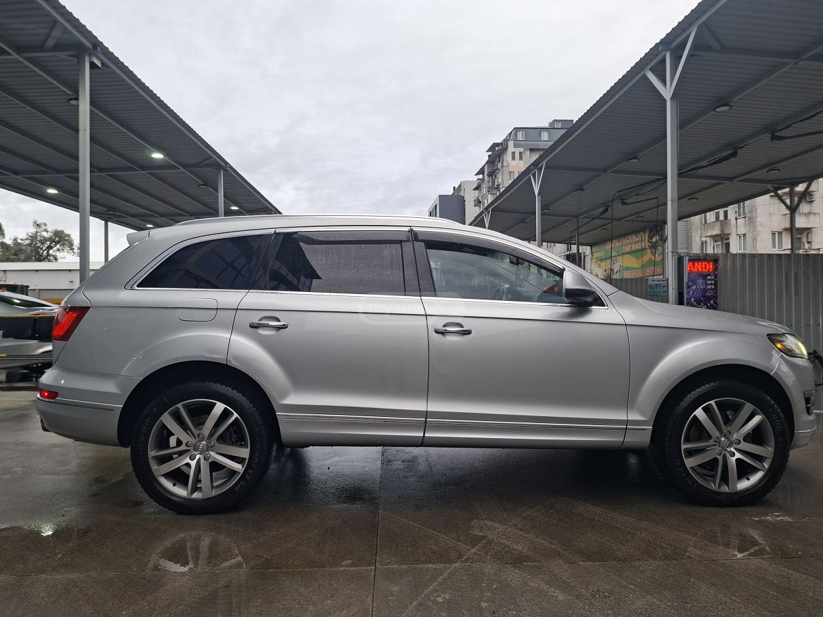 Audi Q7 2013 — photo 2