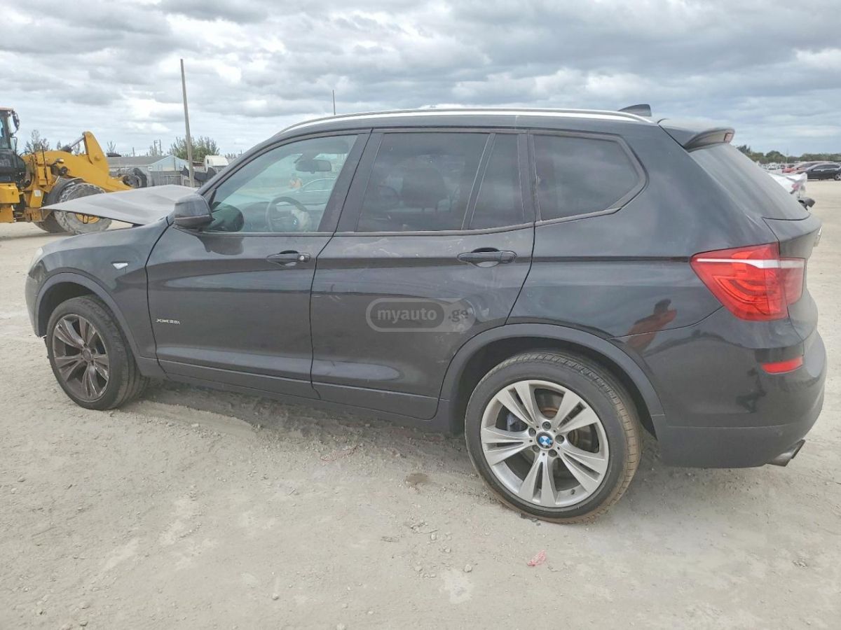 BMW X3 2016 — photo 2