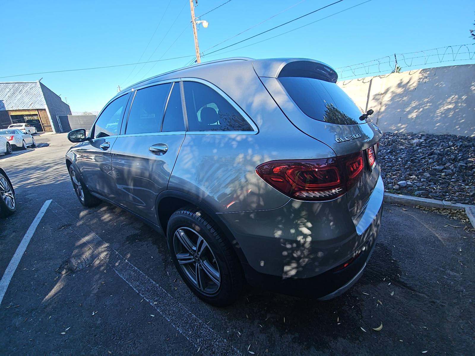Mercedes-Benz GLC 300 2020 — photo 2