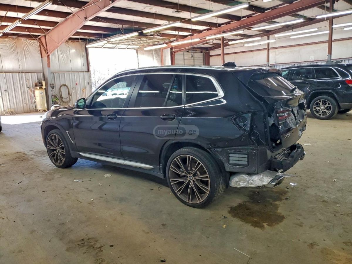 BMW X3 2022 — photo 2