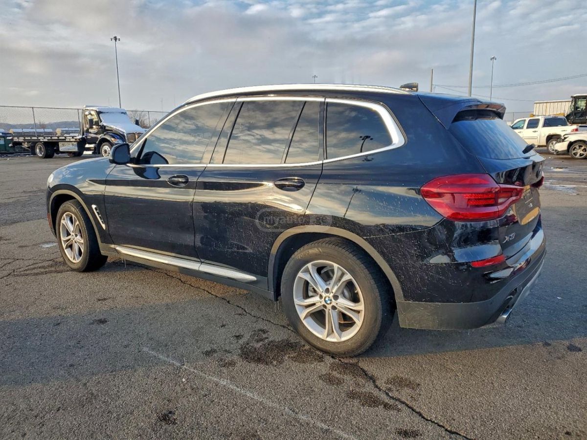 BMW X3 2019 — photo 2