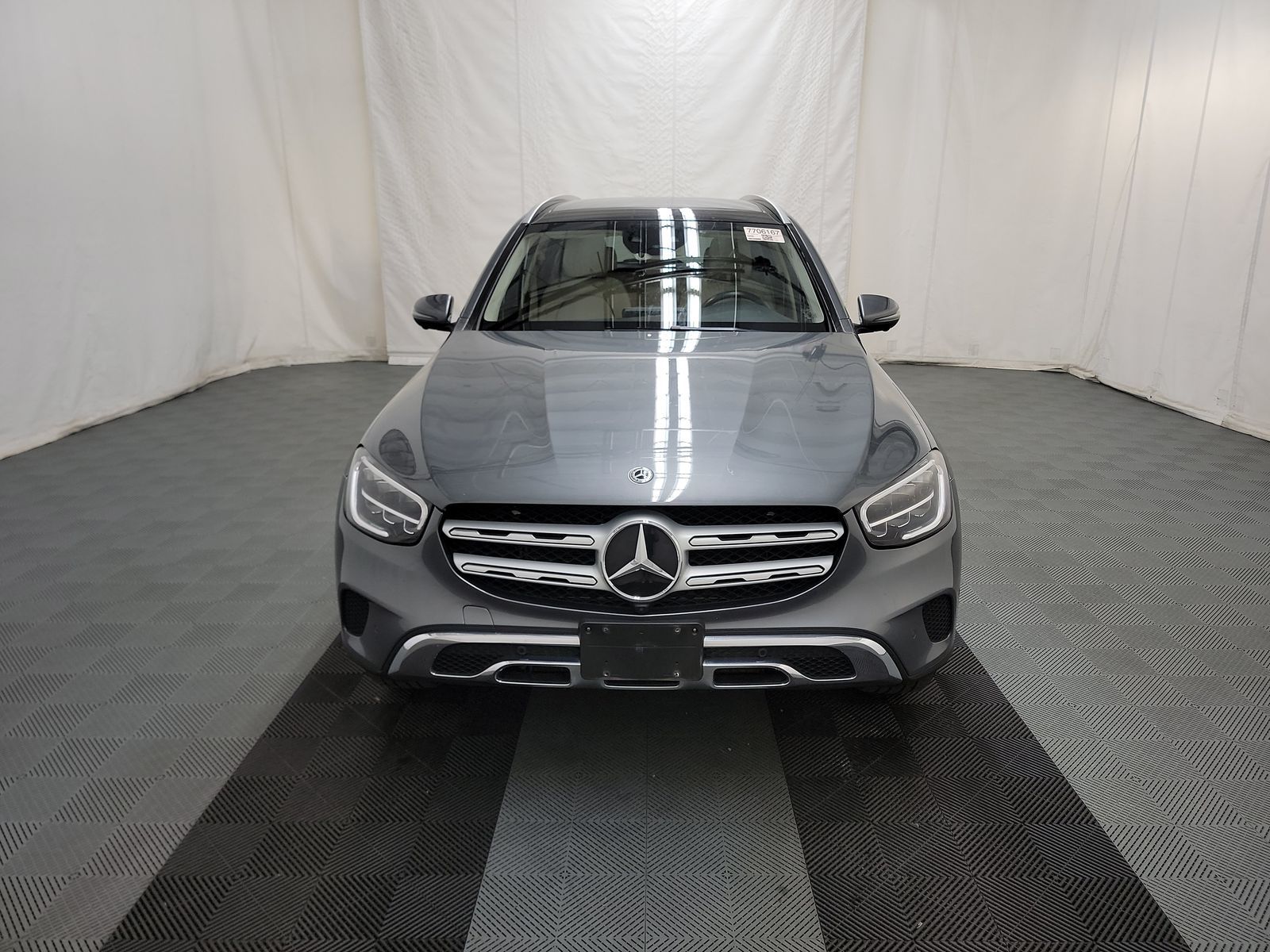 Mercedes-Benz GLC 300 2020 — photo 2