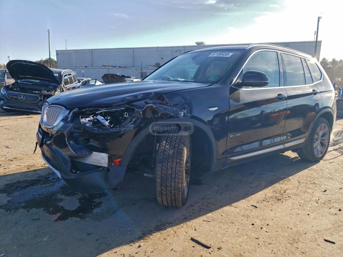 BMW X3 2016 — photo 2