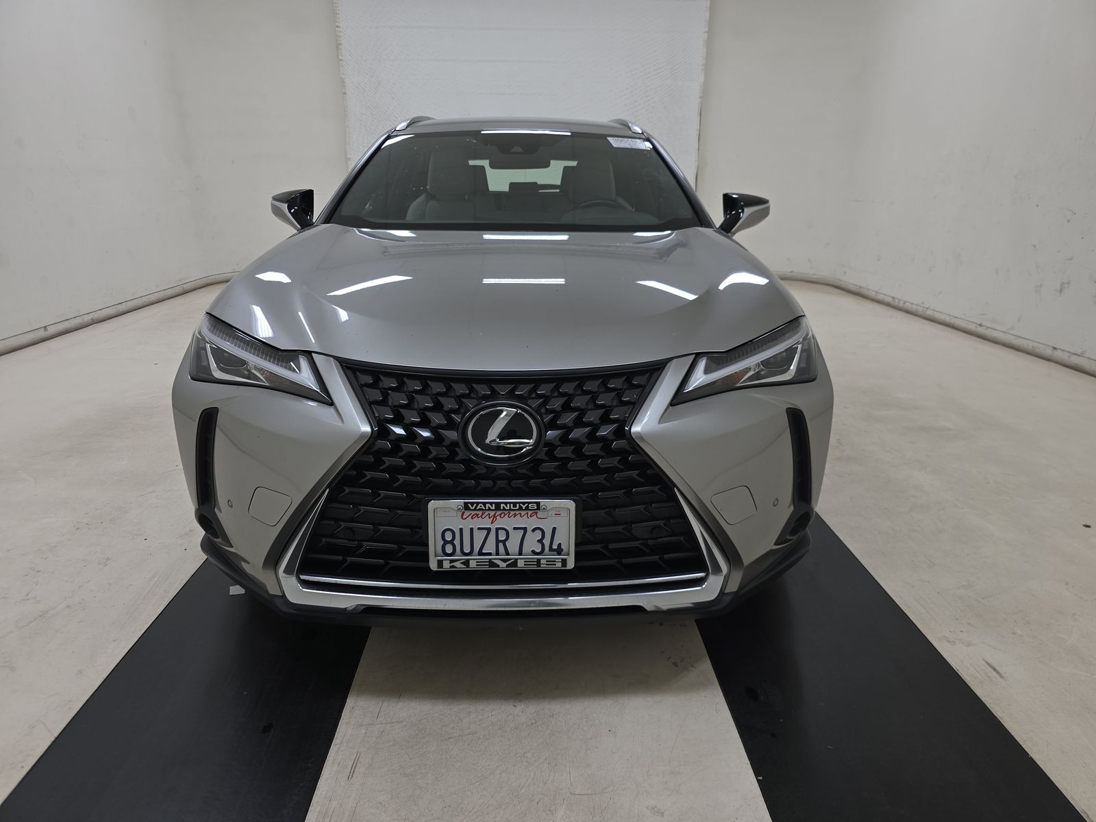 Lexus UX 200 2021 — photo 2